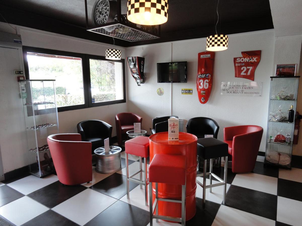 Enzo Hotels Vierzon By Kyriad Direct Εξωτερικό φωτογραφία