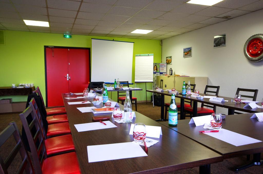 Enzo Hotels Vierzon By Kyriad Direct Εξωτερικό φωτογραφία